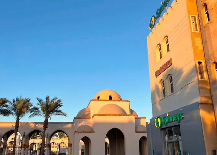 Palm Piazza Luxury Apartment-private Access * الغردقة